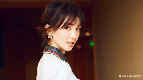 圈内爆料钟美美是谁扮演的,揭秘网络红人钟美美扮演者之谜  第3张